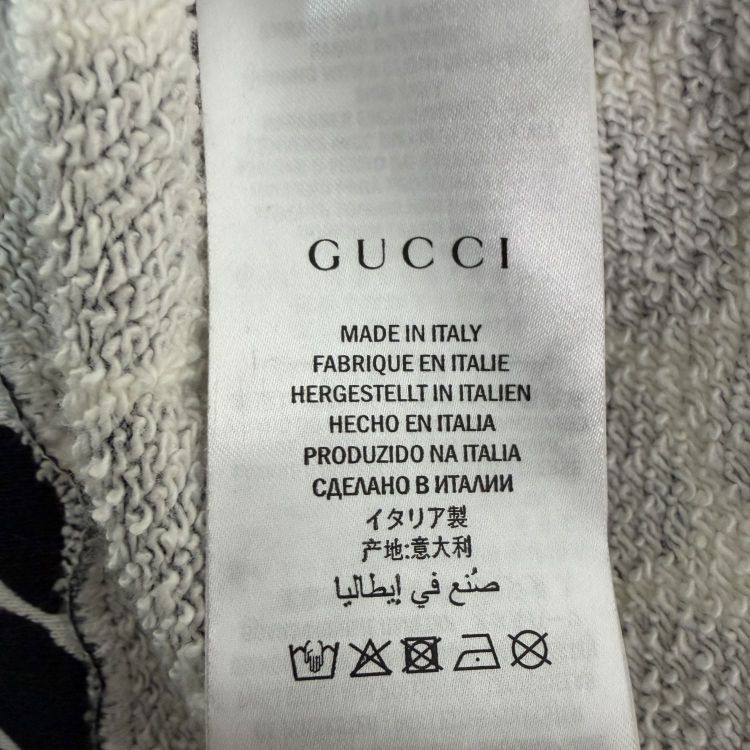 Gucci Gucci Strawberry Print Sweatshirt XS Size US XS / EU 42 / 0 - 5 Thumbnail