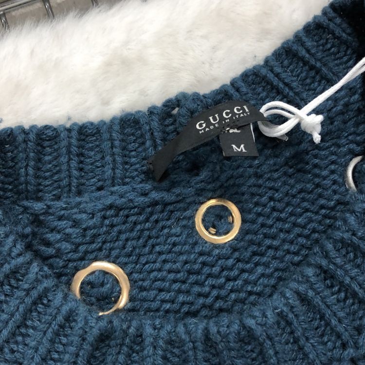 Gucci Gucci Button Embellished Sweater Size M Size M / US 6-8 / IT 42-44 - 5 Thumbnail