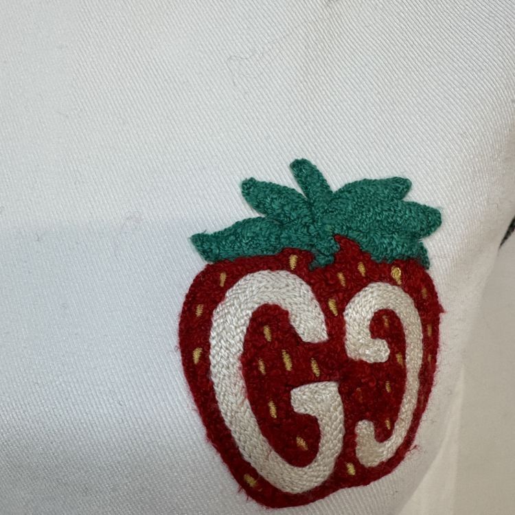 Gucci Gucci Strawberry Embroidered Mini Dress Size 12 Size S / US 4 / IT 40 - 6 Thumbnail