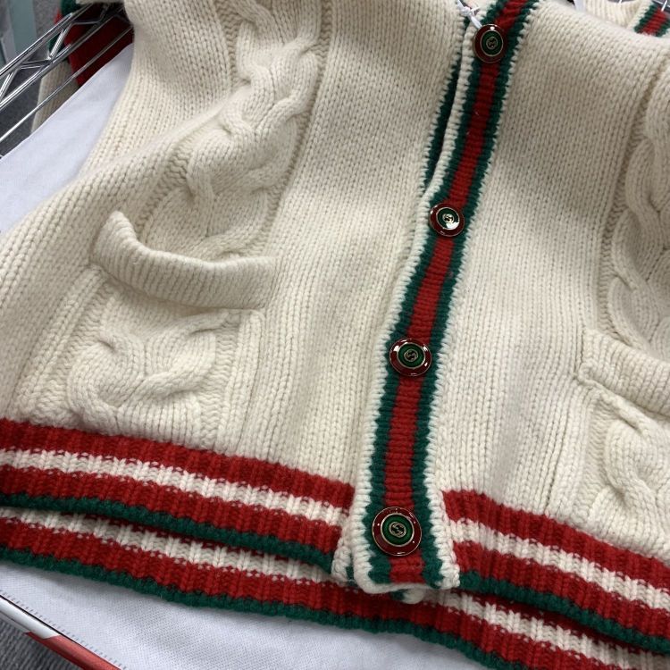 Gucci Gucci Cable Knit Cardigan Size L Size US L / EU 52-54 / 3 - 6 Thumbnail