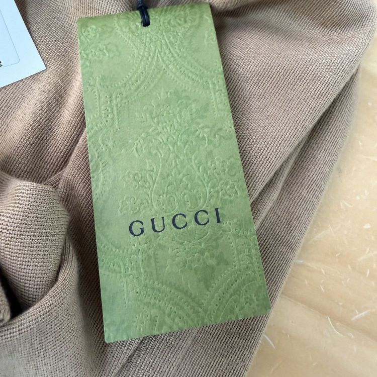 Gucci Gucci Button Shoulder Cashmere Sweater Size S Size S / US 4 / IT 40 - 6 Thumbnail