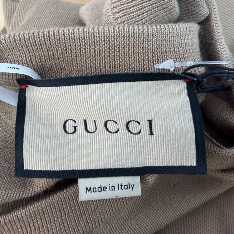 Gucci Gucci Button Shoulder Cashmere Sweater Size S Size S / US 4 / IT 40 - 3 Thumbnail