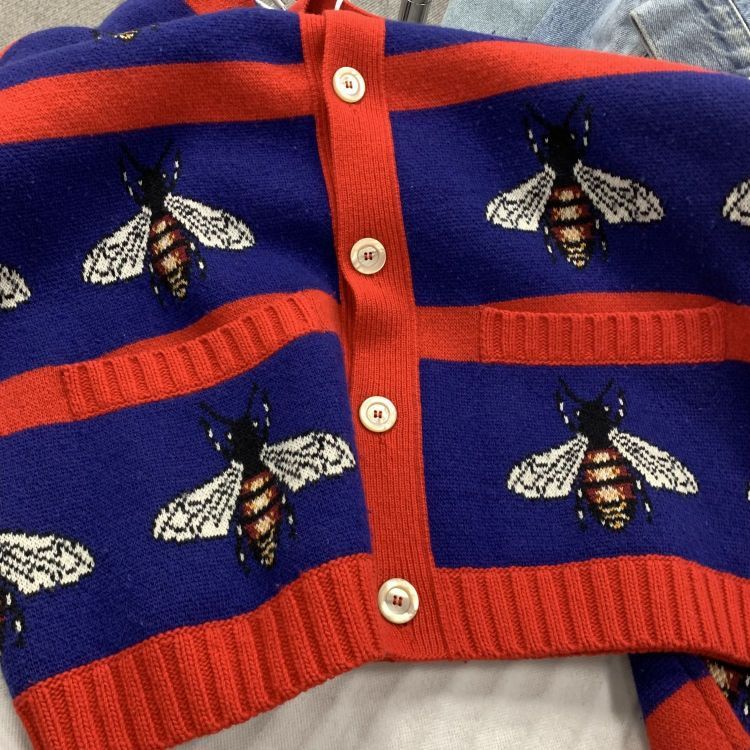 Gucci Gucci Bee Pattern Cardigan Size L Size US L / EU 52-54 / 3 - 9 Thumbnail
