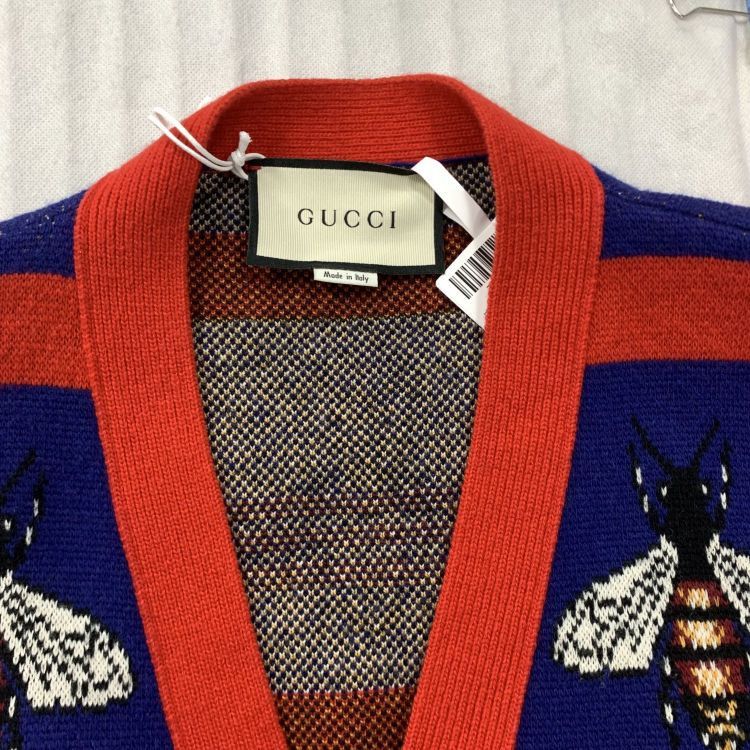 Gucci Gucci Bee Pattern Cardigan Size L Size US L / EU 52-54 / 3 - 10 Thumbnail