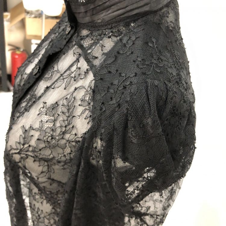 Gucci Gucci Black Lace Blouse Size 38 Size XS / US 0-2 / IT 36-38 - 8 Thumbnail
