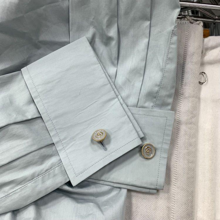 Gucci Gucci Epaulet Button Up Shirt US S Size US S / EU 44-46 / 1 - 8 Thumbnail