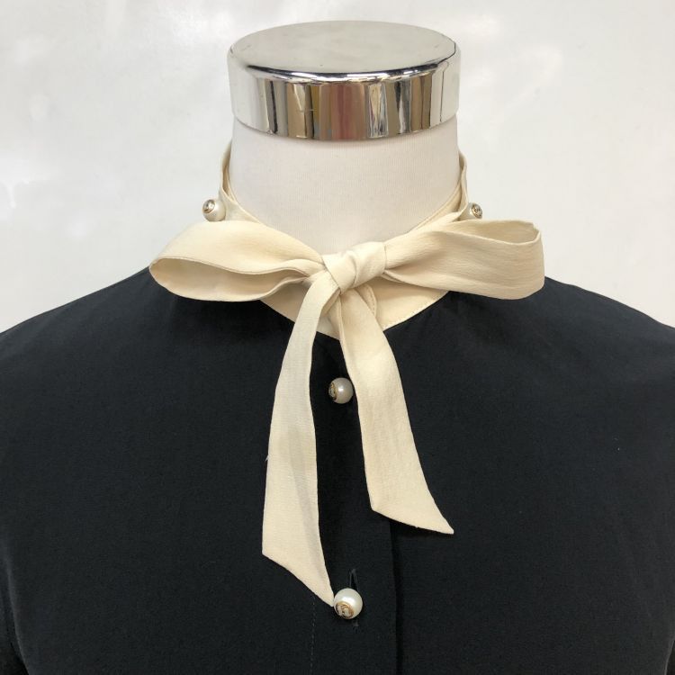 Gucci Gucci Silk Pearl Button Blouse Size 36 Size XS / US 0-2 / IT 36-38 - 6 Thumbnail