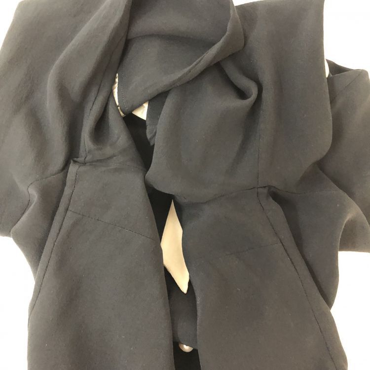 Gucci Gucci Silk Pearl Button Blouse Size 36 Size XS / US 0-2 / IT 36-38 - 9 Thumbnail