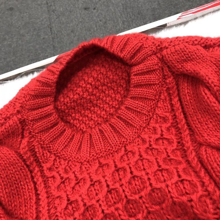 Gucci Gucci Red Cable Knit Sweater Size M Size US M / EU 48-50 / 2 - 6 Thumbnail