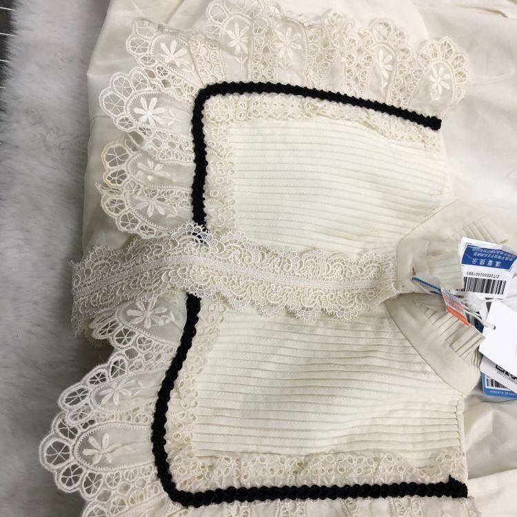 Gucci Gucci Lace Trim Blouse IT 42 Size M / US 6-8 / IT 42-44 - 6 Thumbnail