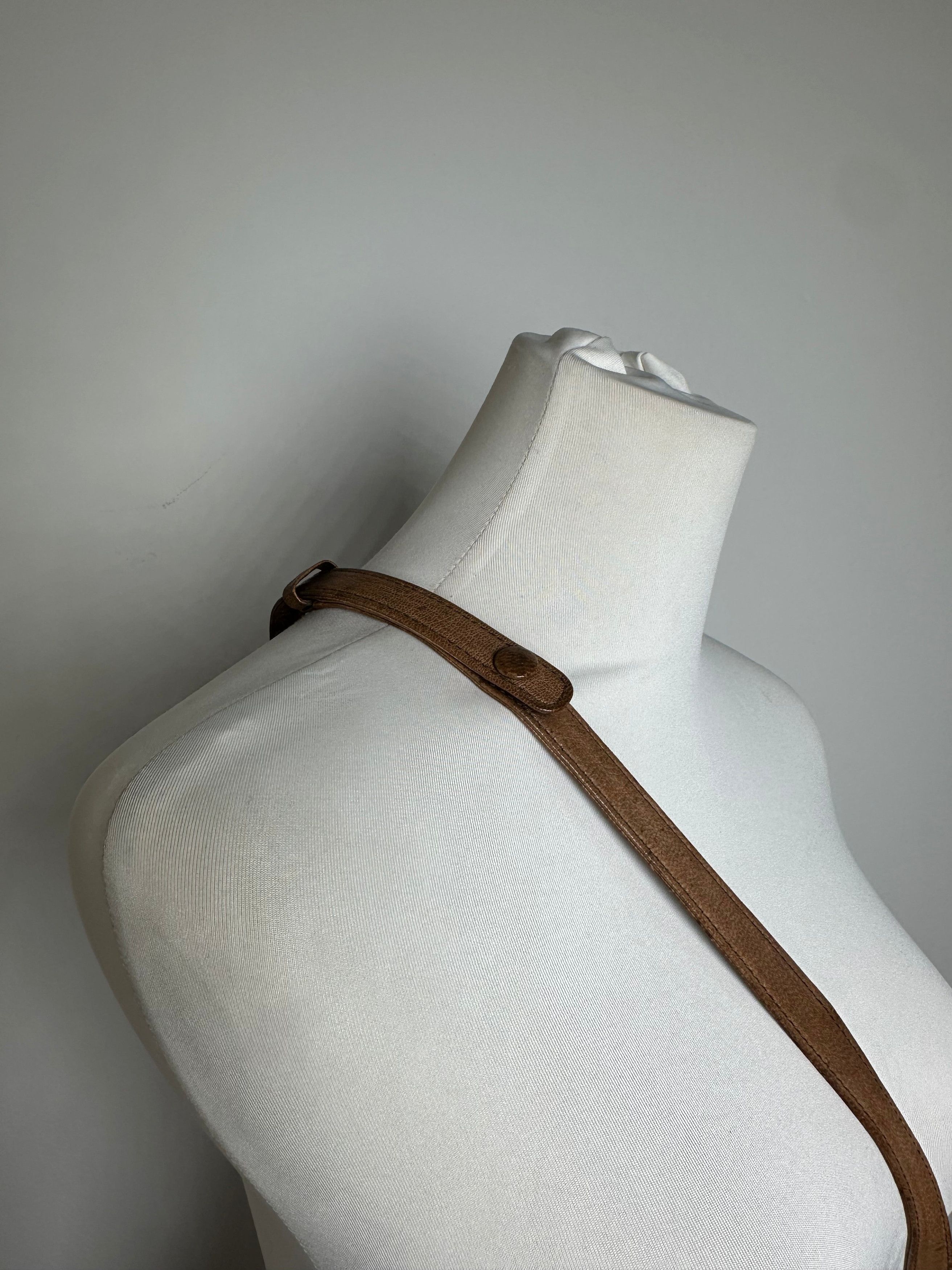 Givenchy Vintage 4G Logo Grained Leather Crossbody Bag Tan Size ONE SIZE - 11 Thumbnail