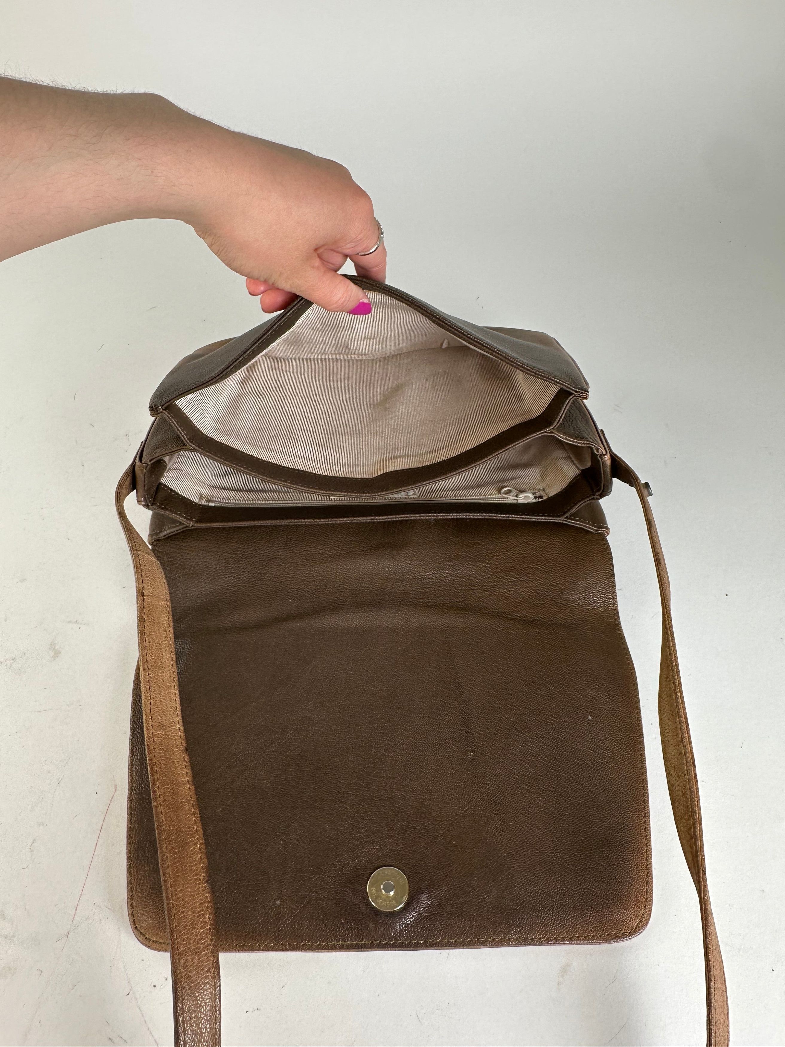 Givenchy Vintage 4G Logo Grained Leather Crossbody Bag Tan Size ONE SIZE - 5 Thumbnail