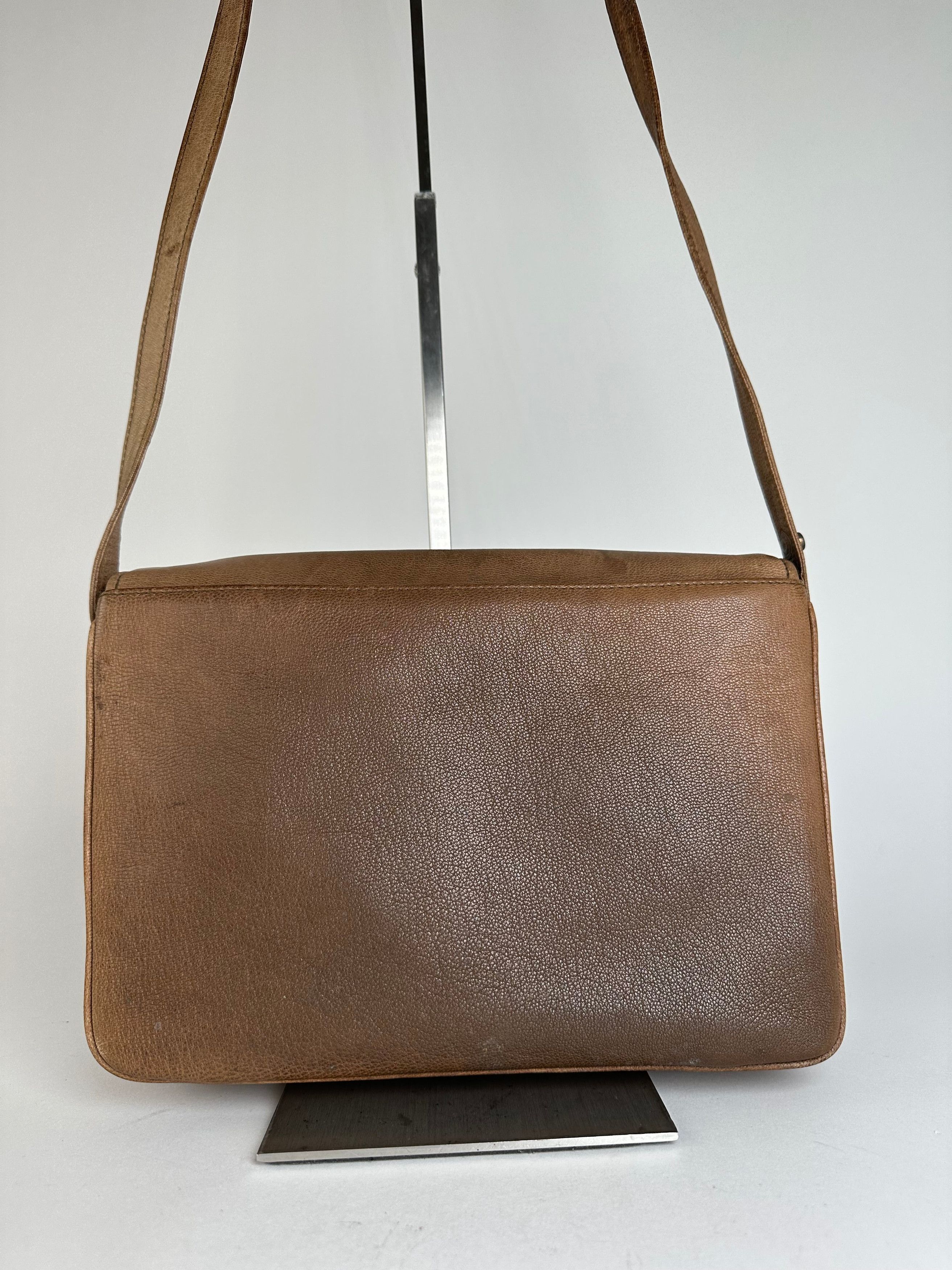 Givenchy Vintage 4G Logo Grained Leather Crossbody Bag Tan Size ONE SIZE - 14 Thumbnail