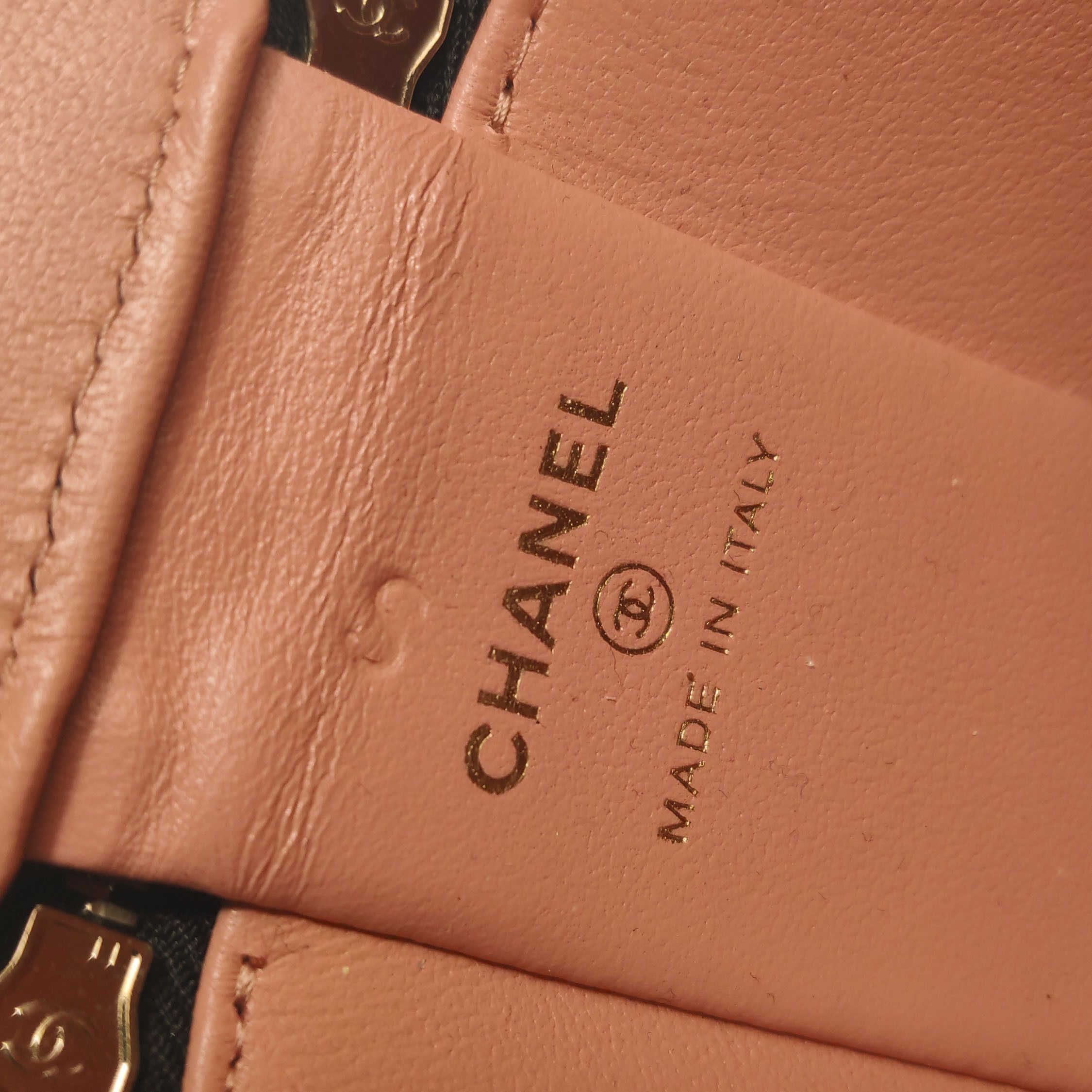 Chanel Chanel Women os Crossbody Bags Size ONE SIZE - 11 Thumbnail