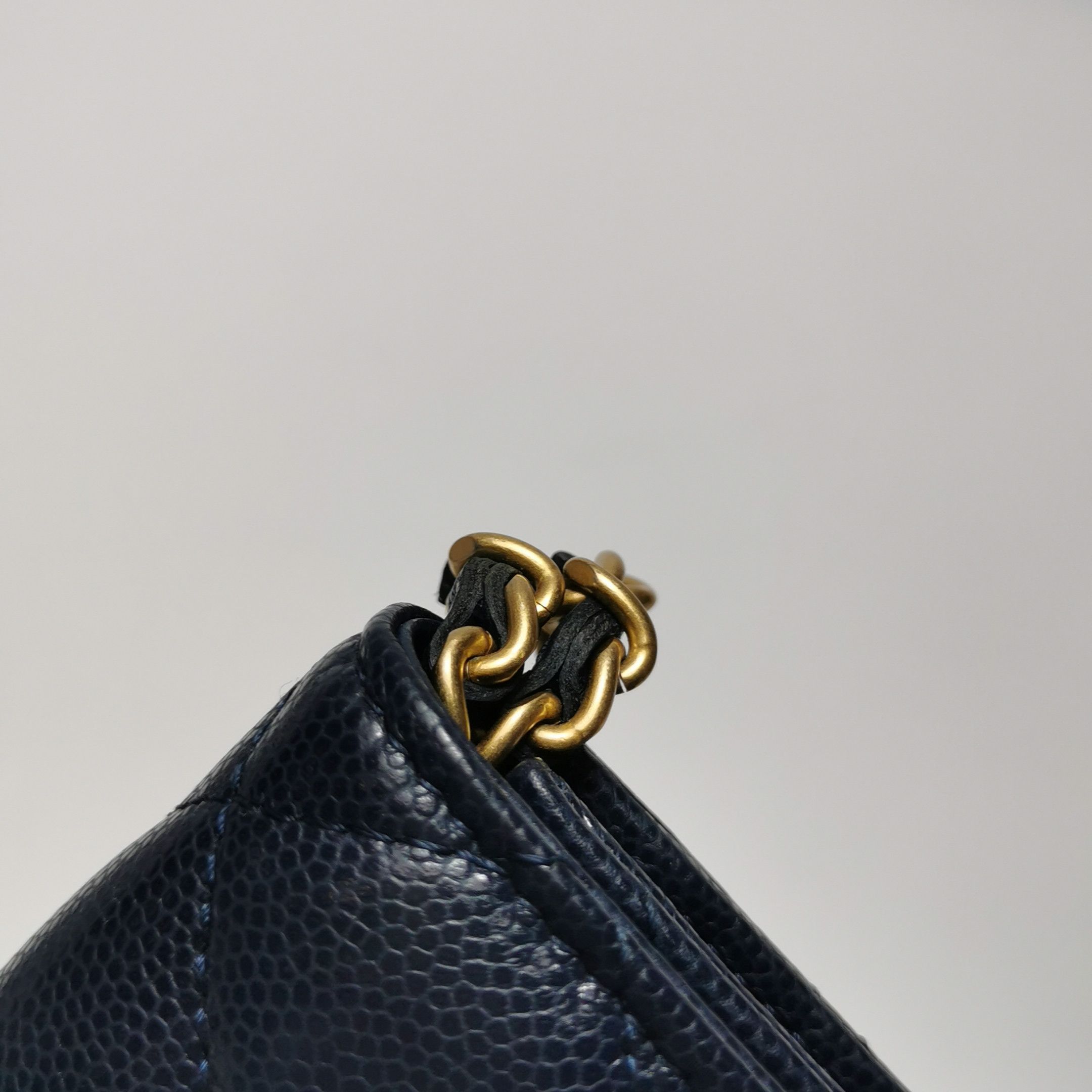 Chanel Chanel Women os Shoulder Bags Size ONE SIZE - 14 Thumbnail