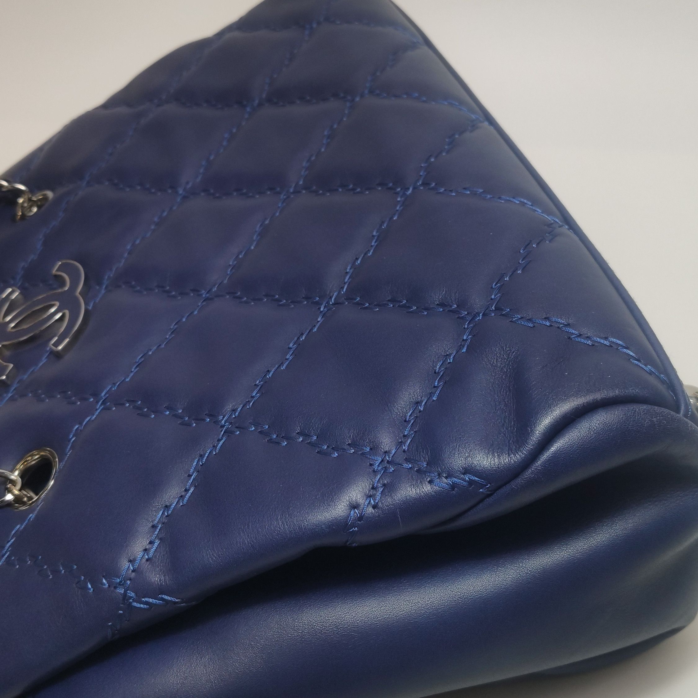 Chanel Chanel Women os Shoulder Bags Size ONE SIZE - 24 Thumbnail