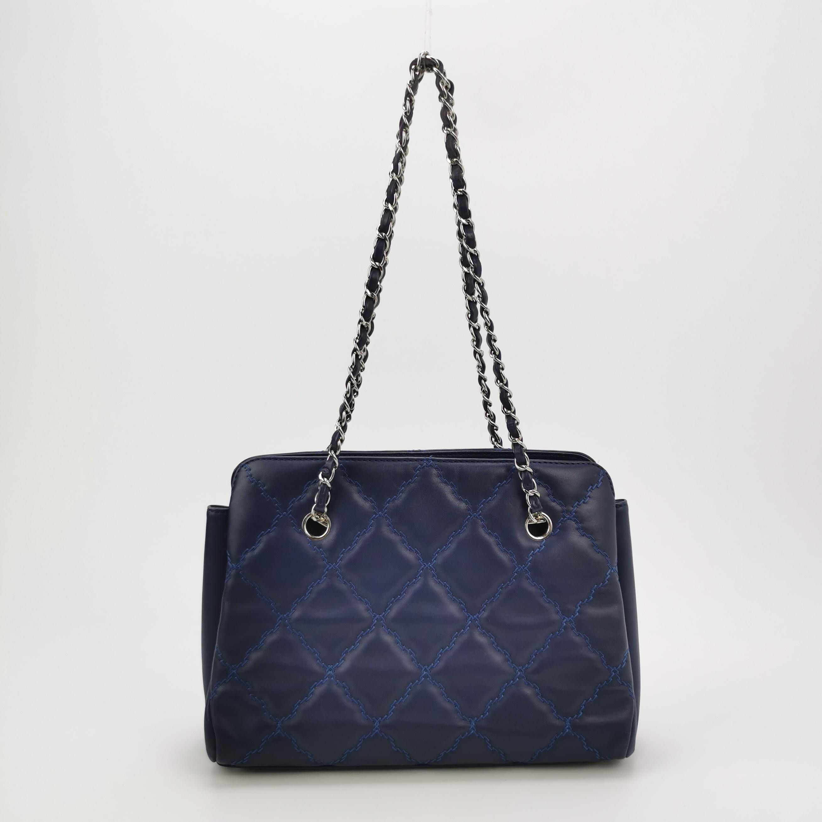 Chanel Chanel Women os Shoulder Bags Size ONE SIZE - 5 Thumbnail