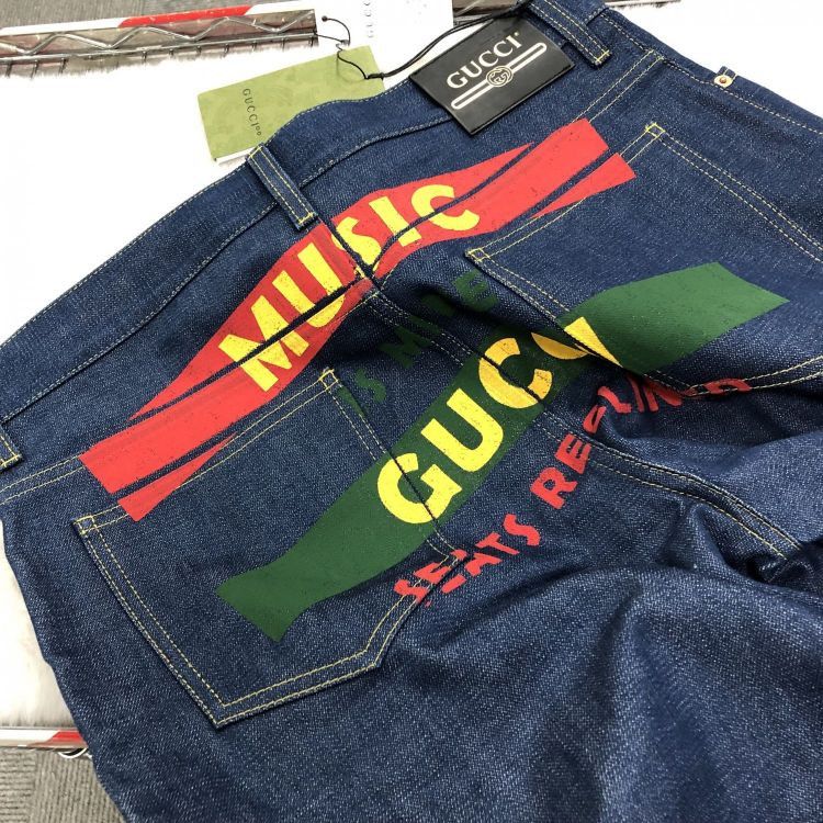 Gucci Gucci Graphic Denim Shorts Size 36 Size US 36 / EU 52 - 9 Thumbnail