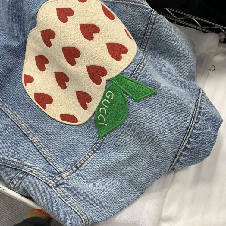Gucci Gucci Apple Heart Patch Denim Jacket Size 36 Size XS / US 0-2 / IT 36-38 - 8 Thumbnail
