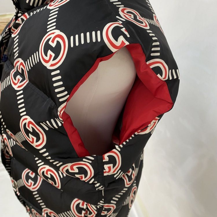 Gucci Gucci GG Logo Down Vest Size 36 Size XS / US 0-2 / IT 36-38 - 7 Thumbnail