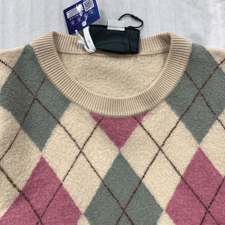 Gucci Gucci Argyle Wool Sweater Size S Size US S / EU 44-46 / 1 - 6 Thumbnail
