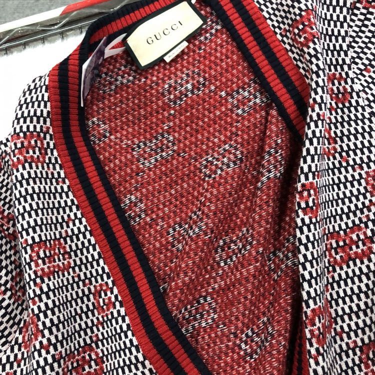 Gucci Gucci GG Logo Cardigan Size M Size US M / EU 48-50 / 2 - 9 Thumbnail