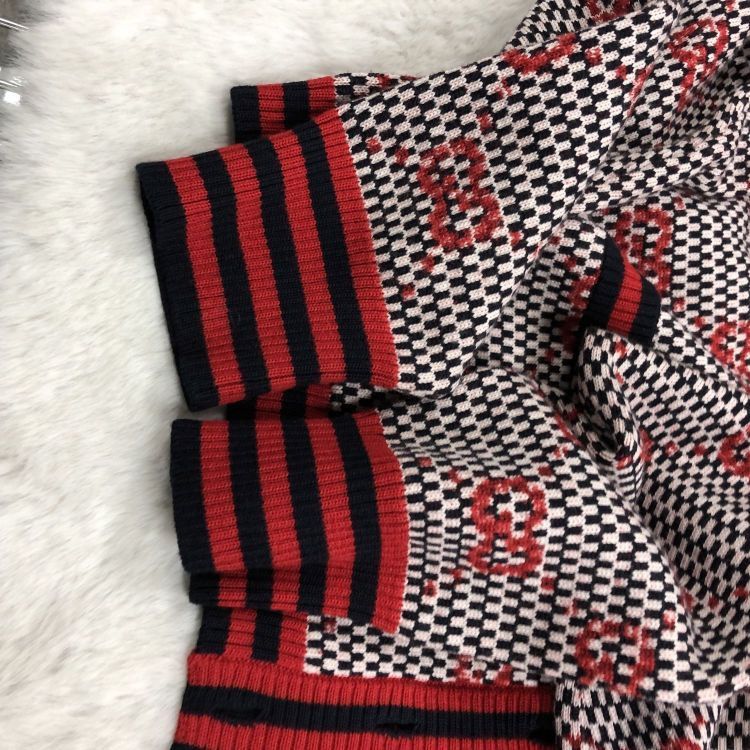 Gucci Gucci GG Logo Cardigan Size M Size US M / EU 48-50 / 2 - 7 Thumbnail