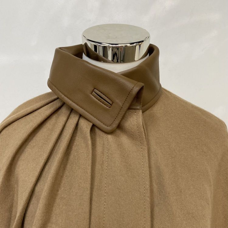 Gucci Gucci Leather Collar Wool Cape Size 36 Size XS / US 0-2 / IT 36-38 - 6 Thumbnail