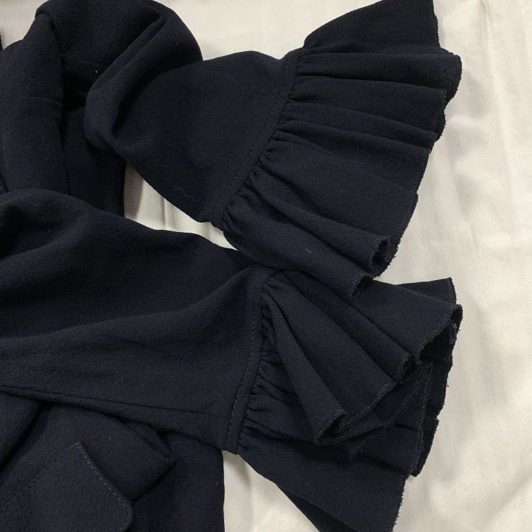 Gucci Gucci Ruffle Button-Up Dress Size 42 Size M / US 6-8 / IT 42-44 - 8 Thumbnail
