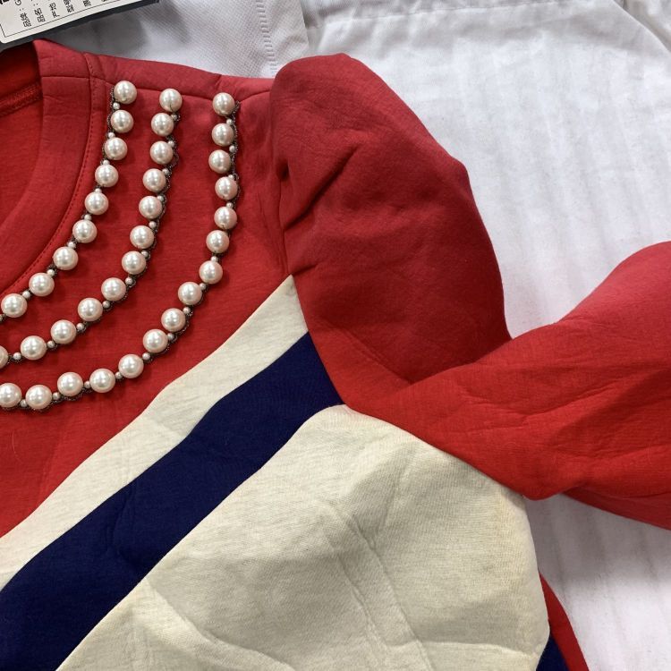 Gucci Gucci Pearl Embellished Sweatshirt Size M Size M / US 6-8 / IT 42-44 - 11 Thumbnail