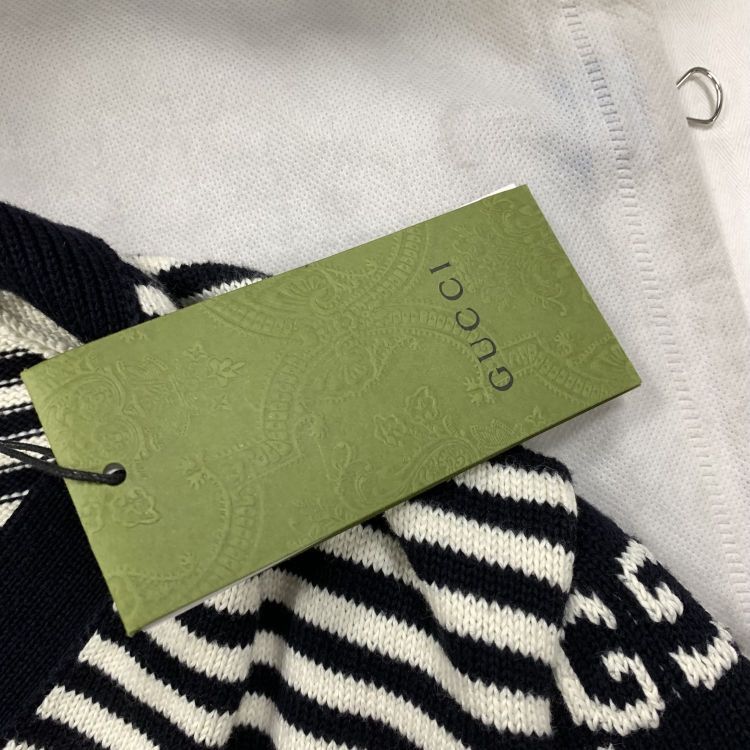 Gucci Gucci GG Logo Cardigan US M Size US M / EU 48-50 / 2 - 5 Thumbnail