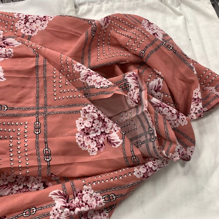 Gucci Gucci Pink Floral Chain Midi Skirt Size 40 Size 27" / US 4 / IT 40 - 6 Thumbnail