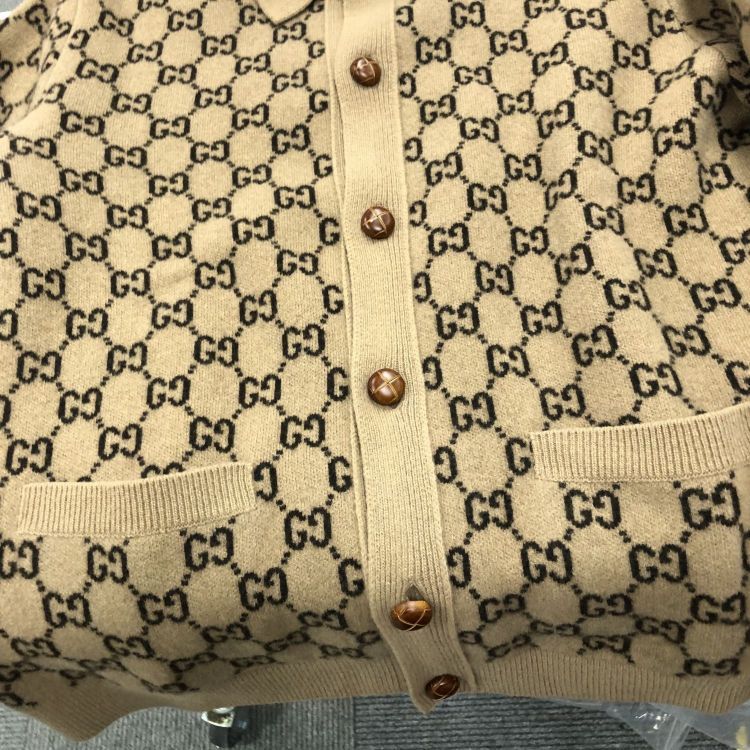 Gucci Gucci GG Logo Cardigan Size M Size US M / EU 48-50 / 2 - 6 Thumbnail