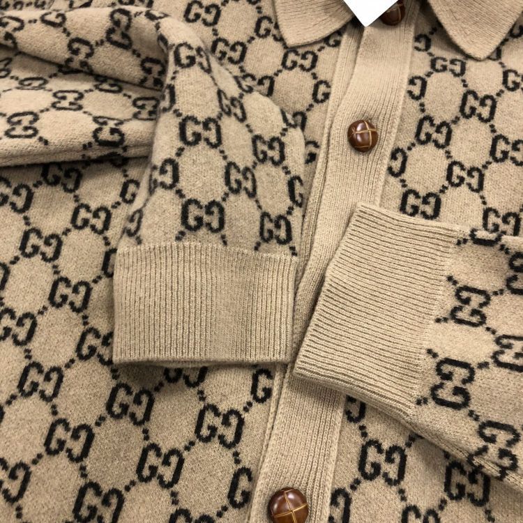 Gucci Gucci GG Logo Cardigan Size M Size US M / EU 48-50 / 2 - 7 Thumbnail