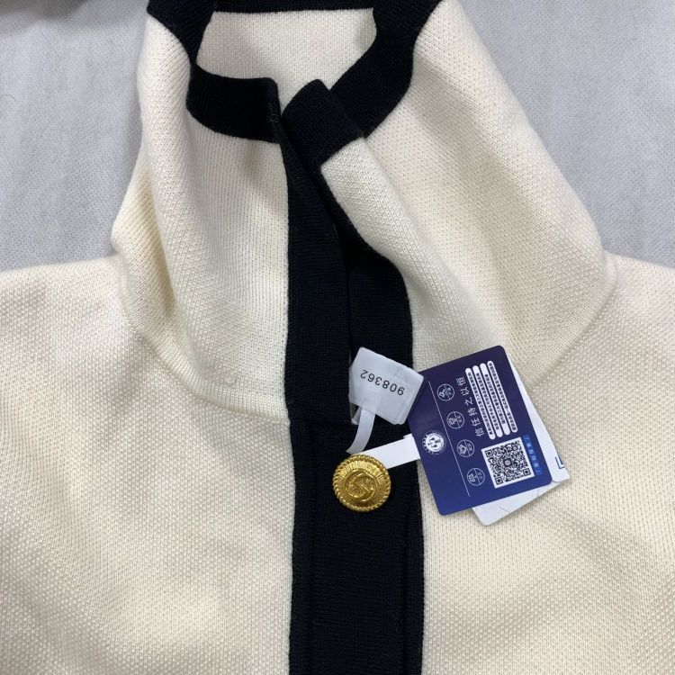 Gucci Gucci Logo Button Cardigan Size XS Size XS / US 0-2 / IT 36-38 - 8 Thumbnail