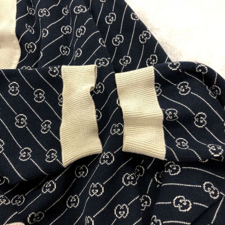 Gucci Gucci GG Logo Cardigan Size M Size US M / EU 48-50 / 2 - 7 Thumbnail
