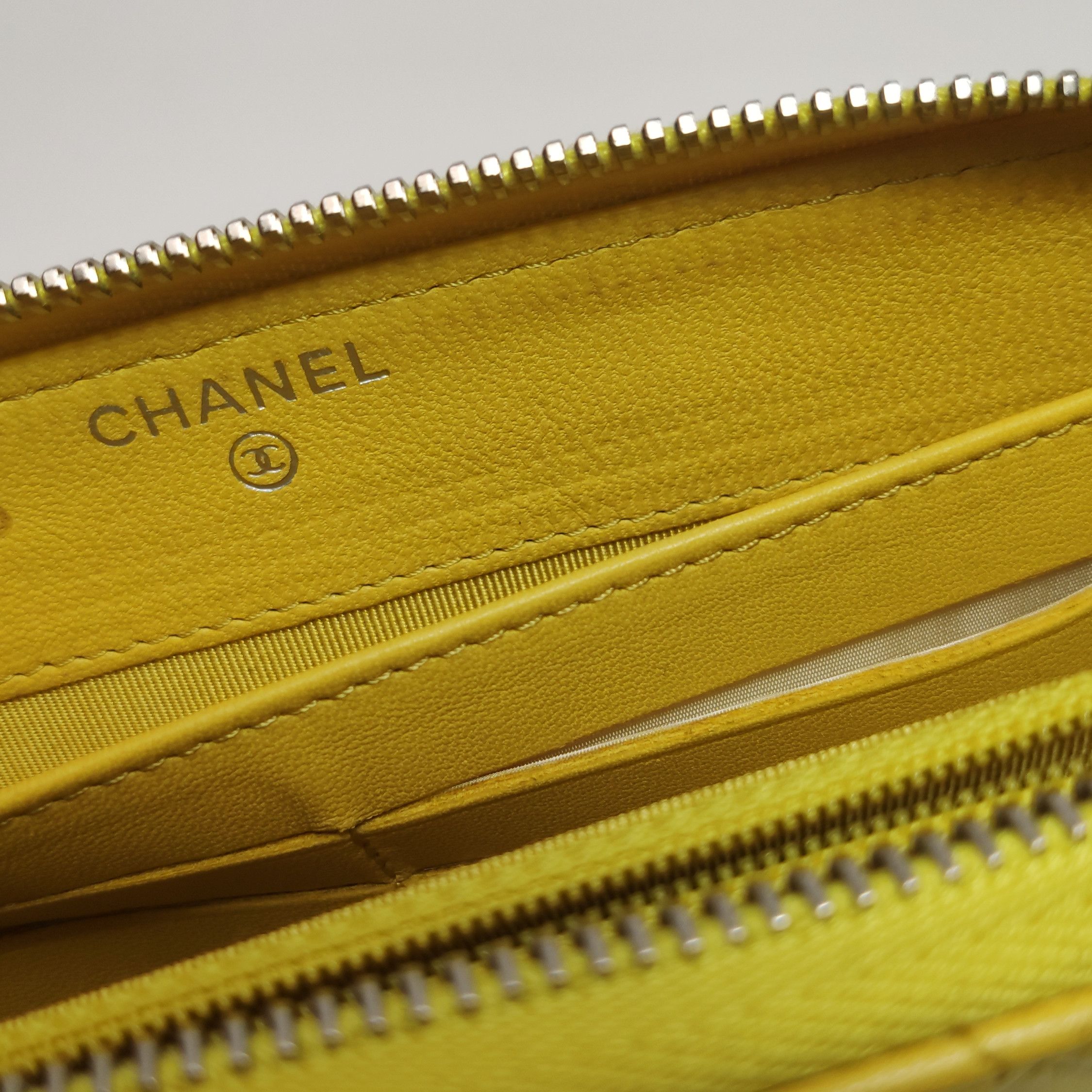 Chanel Chanel Women os Wallets Size ONE SIZE - 13 Thumbnail
