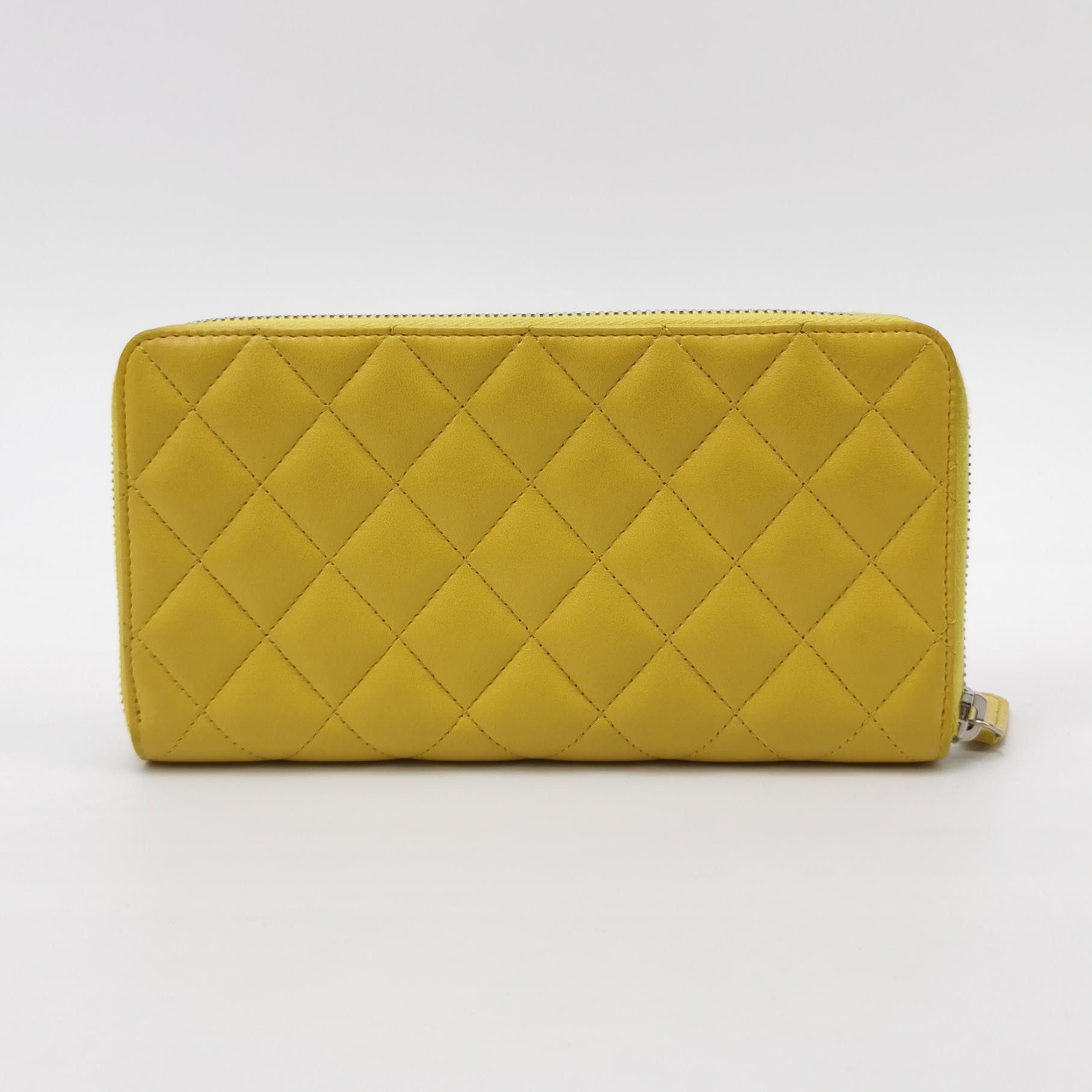 Chanel Chanel Women os Wallets Size ONE SIZE - 4 Thumbnail