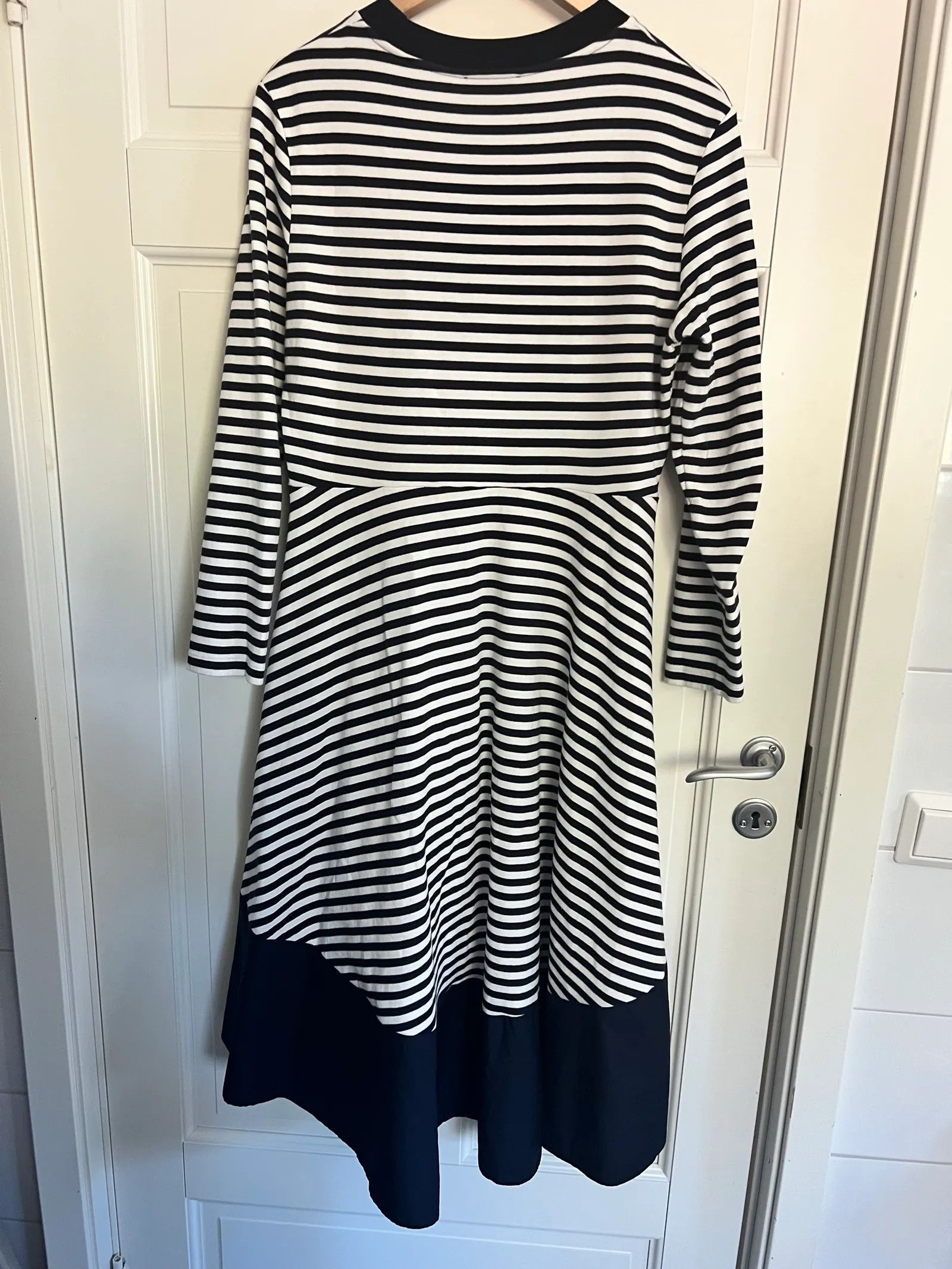 Cos Cos Dress Size L / US 10 / IT 46 - 3 Thumbnail