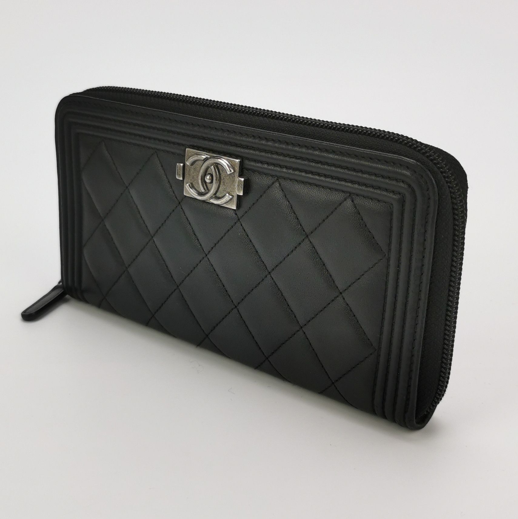 Chanel Chanel Women os Wallets Size ONE SIZE - 2 Thumbnail