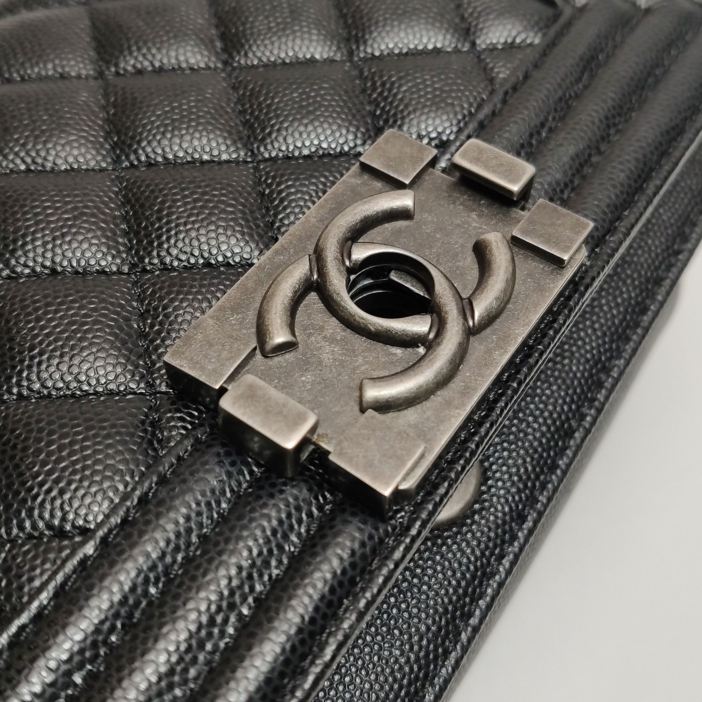 Chanel Chanel Women os Shoulder Bags Size ONE SIZE - 15 Thumbnail