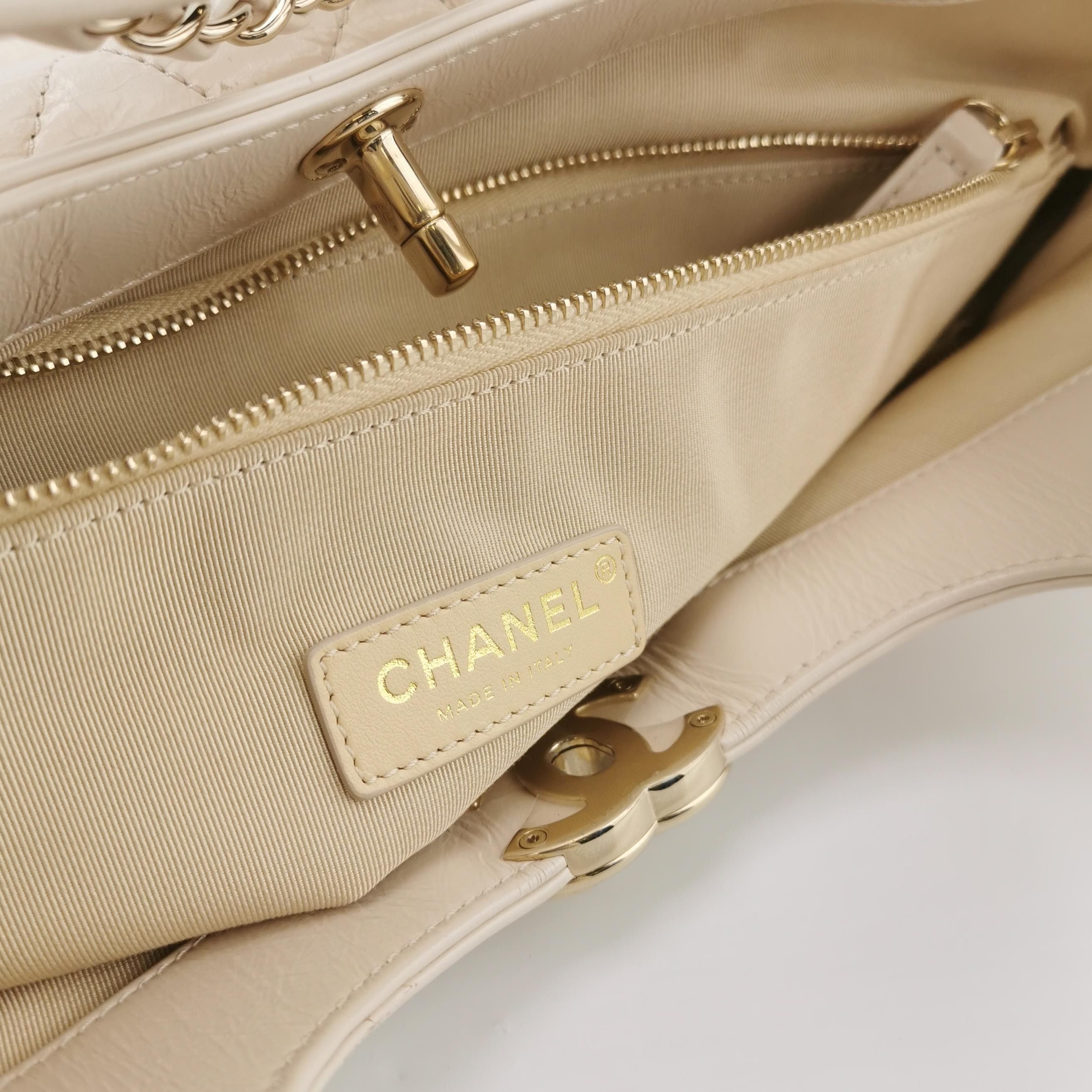 Chanel Chanel Women os Shoulder Bags Size ONE SIZE - 8 Thumbnail