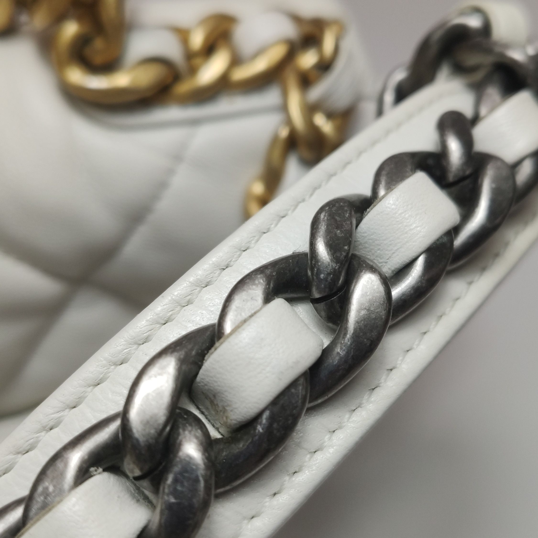 Chanel Chanel Women os Shoulder Bags Size ONE SIZE - 11 Thumbnail