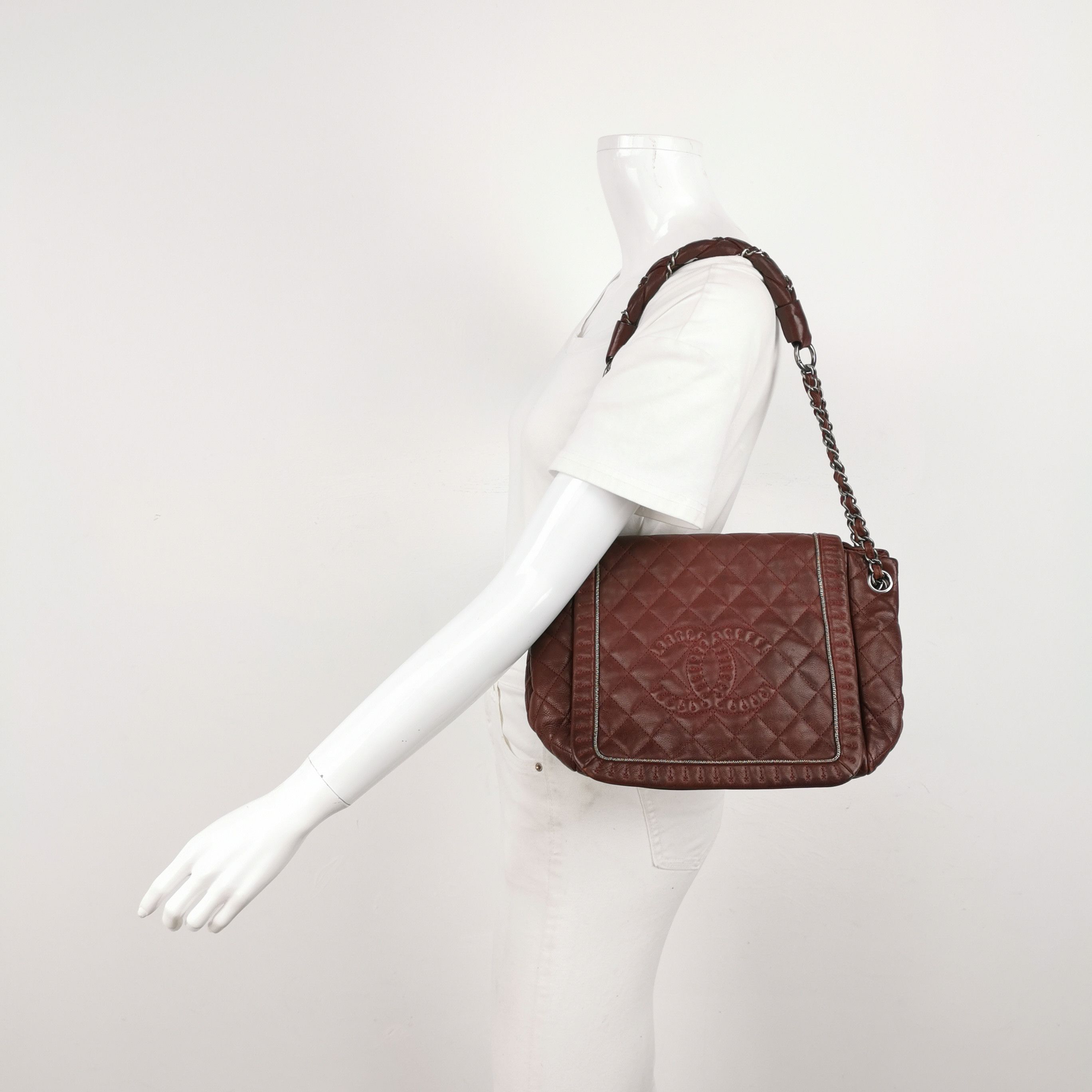 Chanel Chanel Women os Shoulder Bags Size ONE SIZE - 2 Thumbnail