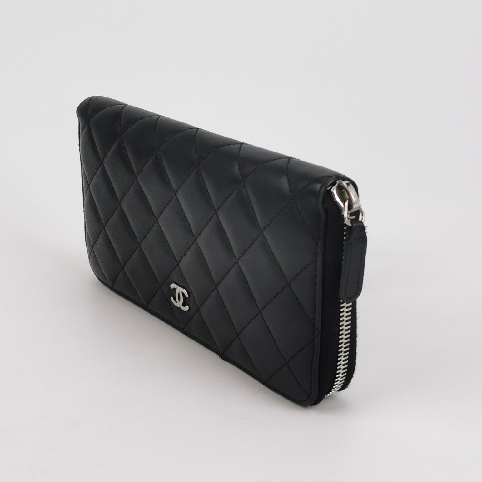 Chanel Chanel Women os Wallets Size ONE SIZE - 2 Thumbnail