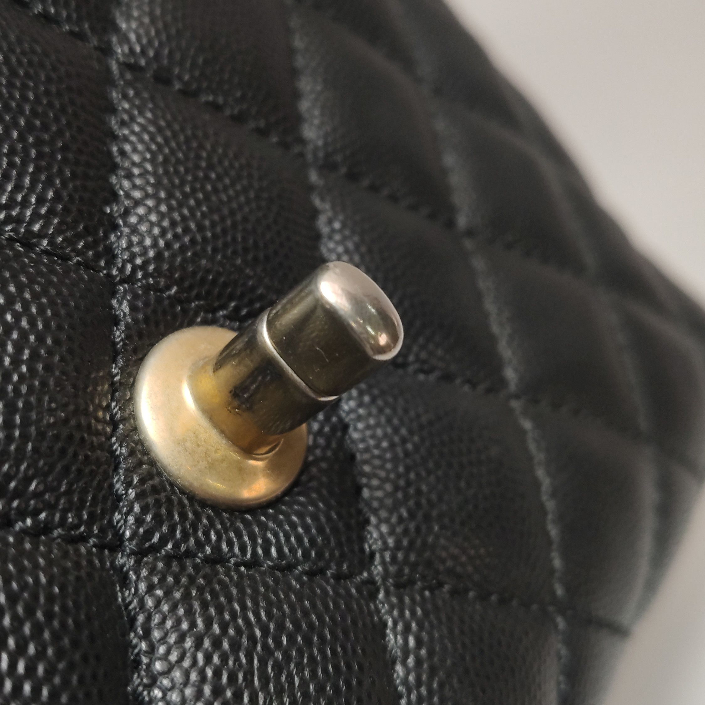 Chanel Chanel Women os Shoulder Bags Size ONE SIZE - 14 Thumbnail