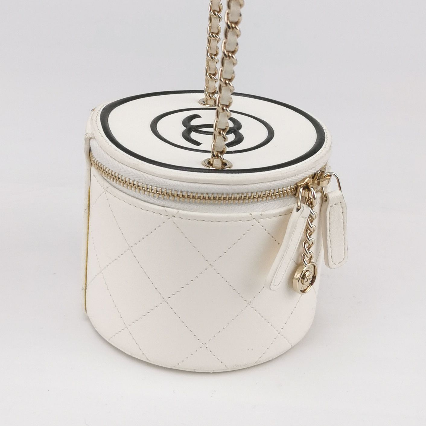Chanel Chanel Women os Crossbody Bags Size ONE SIZE - 4 Thumbnail
