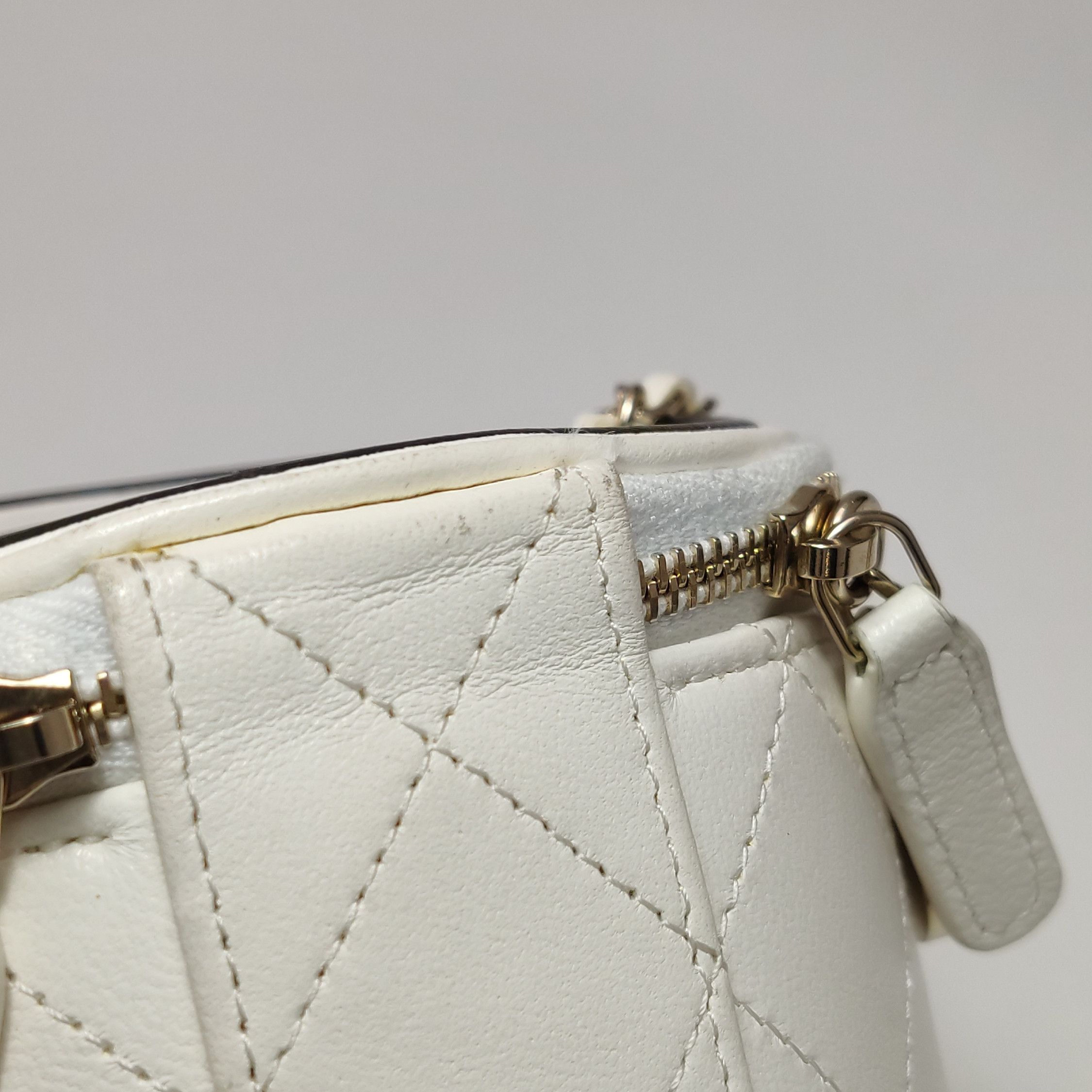 Chanel Chanel Women os Crossbody Bags Size ONE SIZE - 21 Thumbnail