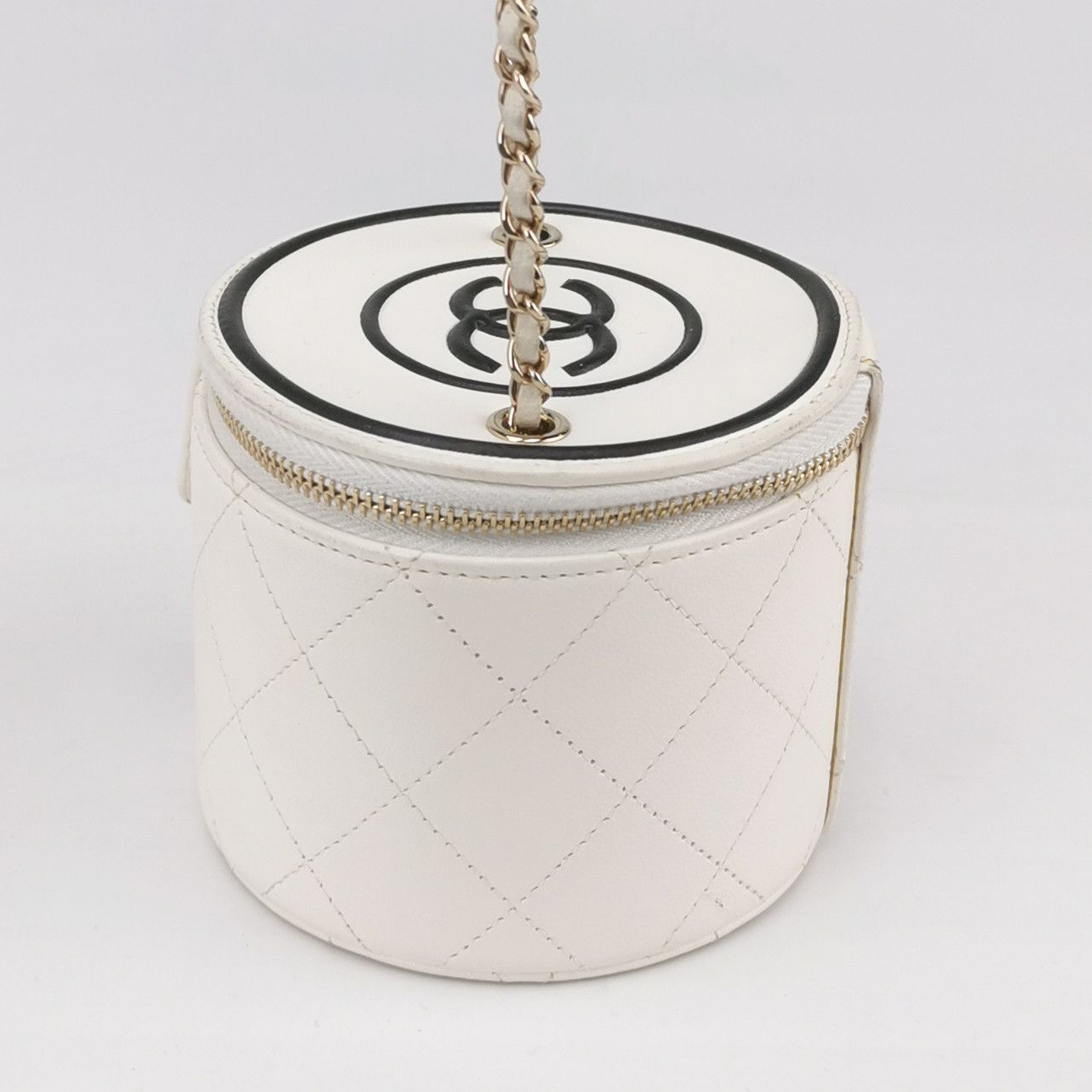 Chanel Chanel Women os Crossbody Bags Size ONE SIZE - 3 Thumbnail