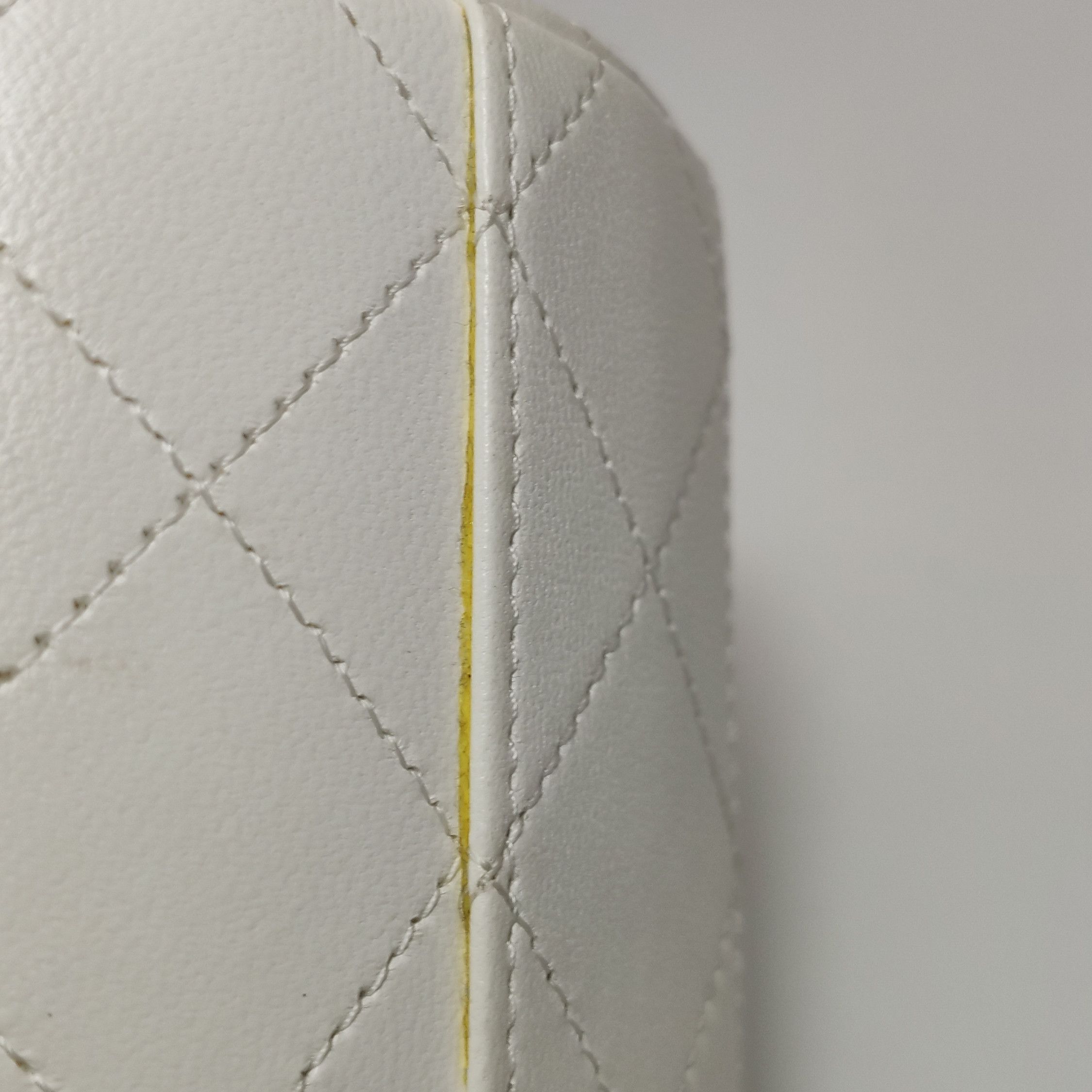 Chanel Chanel Women os Crossbody Bags Size ONE SIZE - 19 Thumbnail